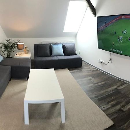 Apartman 3Kk 80 M2 S Virivkou A Saunou Jihlava Exterior foto