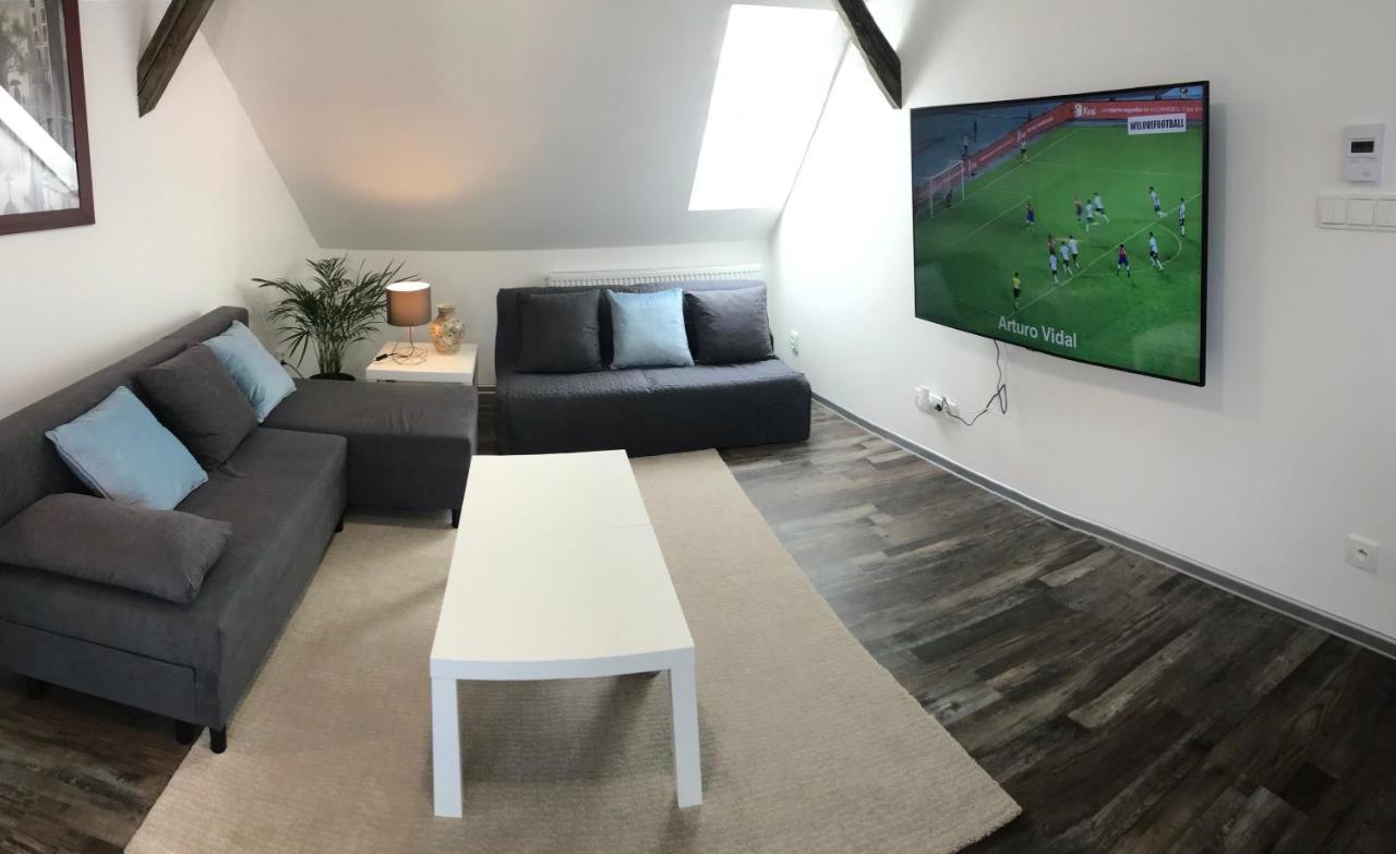 Apartman 3Kk 80 M2 S Virivkou A Saunou Jihlava Exterior foto